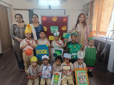Show___Tell__Class_UKG___1_